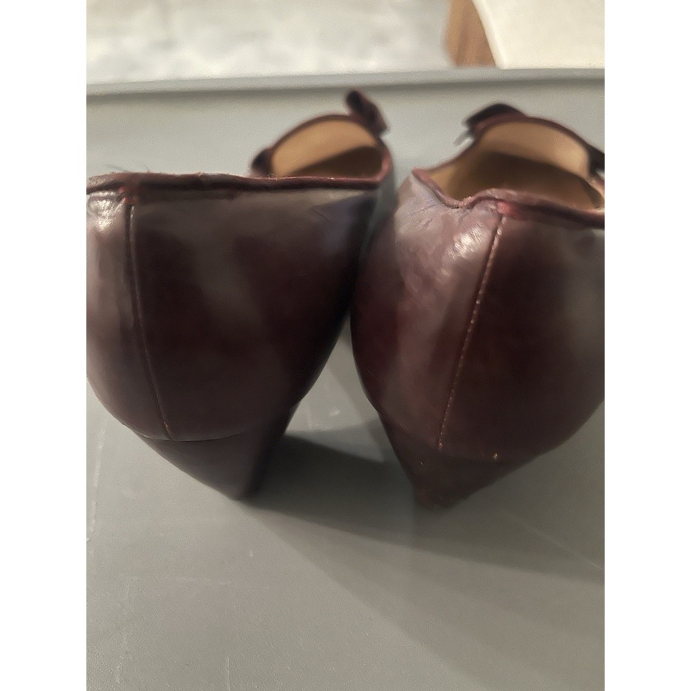 Salvatore Ferragamo Women's Pumps Soffio Bordeaux Bow W Chain 9AA Saks Exclusive - Picture 6 of 7